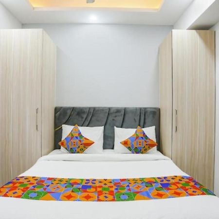 Hotel The Rasa At Vasundhara Ghaziabad Dış mekan fotoğraf