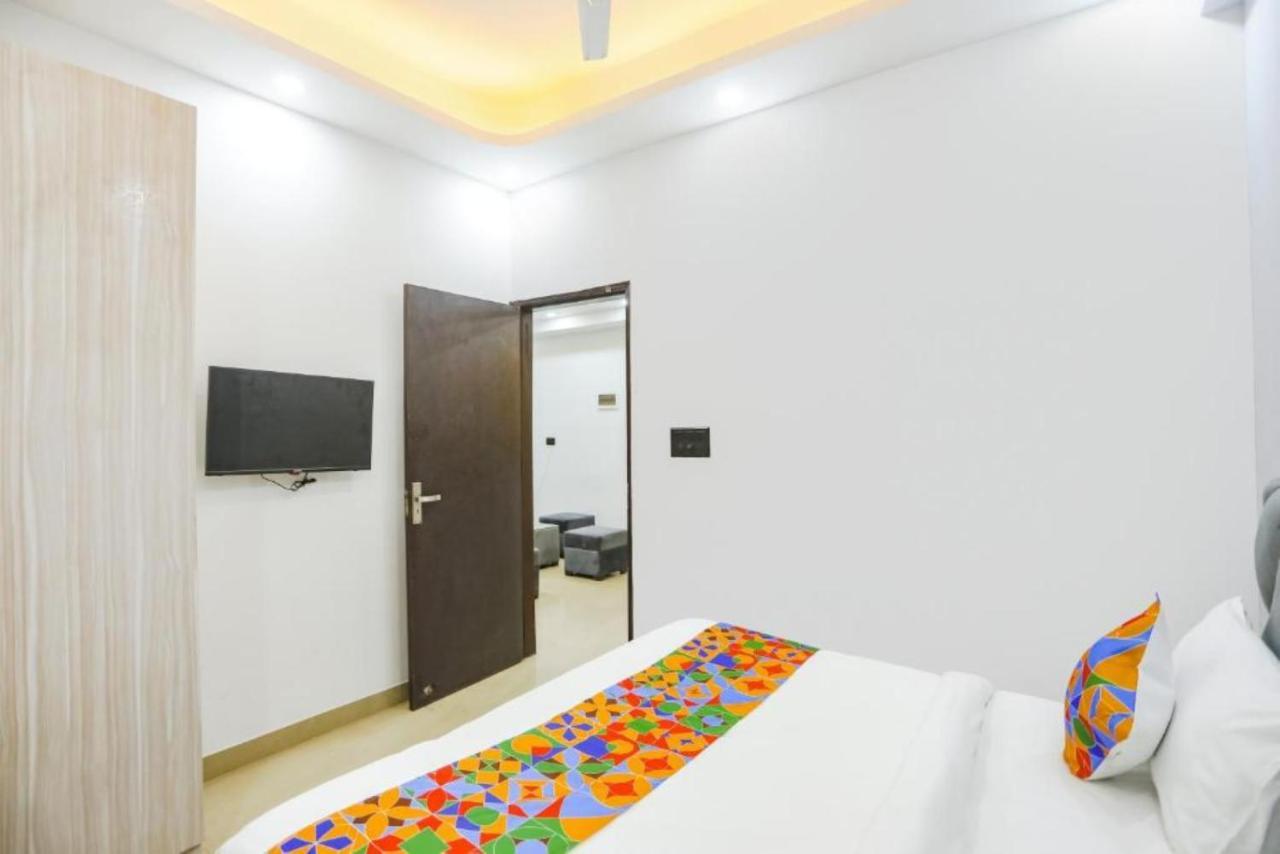 Hotel The Rasa At Vasundhara Ghaziabad Dış mekan fotoğraf