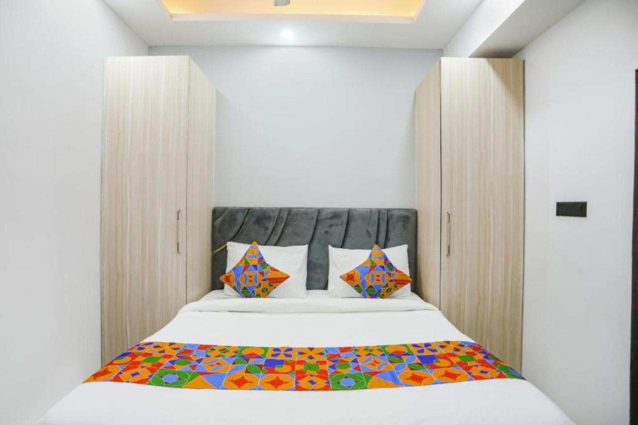 Hotel The Rasa At Vasundhara Ghaziabad Dış mekan fotoğraf