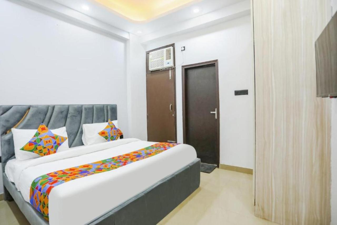 Hotel The Rasa At Vasundhara Ghaziabad Dış mekan fotoğraf