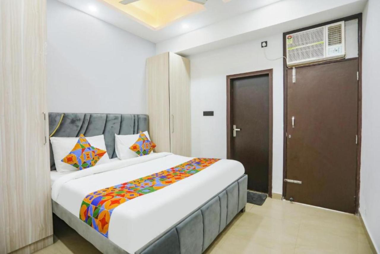 Hotel The Rasa At Vasundhara Ghaziabad Dış mekan fotoğraf
