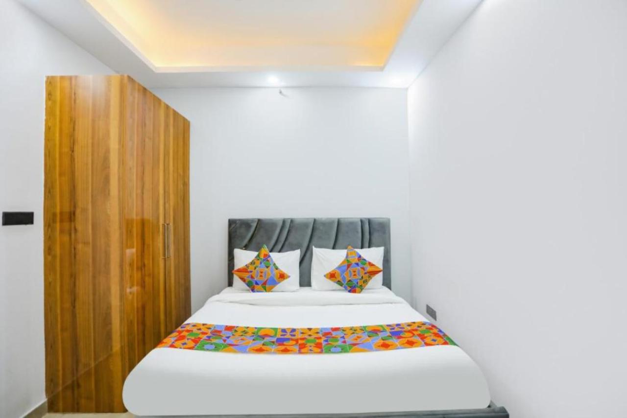 Hotel The Rasa At Vasundhara Ghaziabad Dış mekan fotoğraf